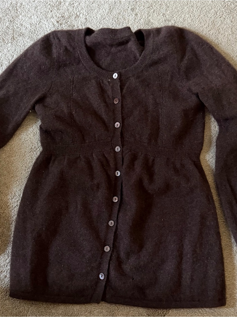 100% Cashmere Brown Button-Front Women’s Sweater Cardigan. HAS HOLES-see pics.